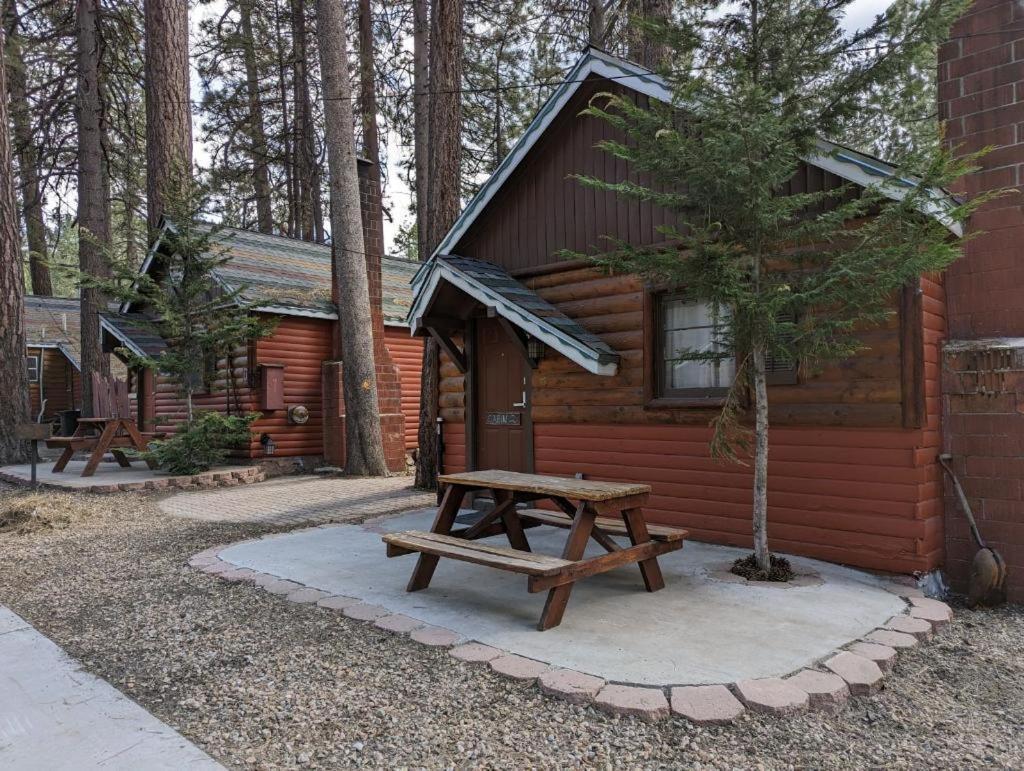 Three Pines Cabins Big Bear Lake Εξωτερικό φωτογραφία